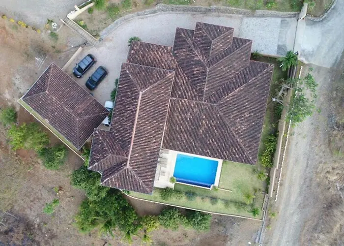 Casa Sol Azul - Remarkable, Ocean View 4 Bedroom House In
